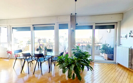 VENDUTO 4 / 5 LOCALI ULTIMO PIANO – LISSONE, VIA BUONARROTI N. 137